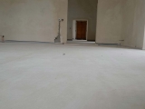 Anhydritové versus betonové podlahy